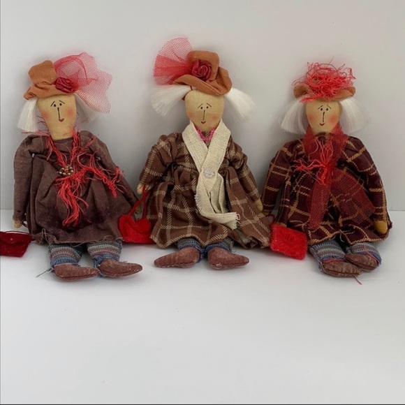 AUGUST MOON by LANG, Red Hats Collection Fabric Pin Doll - Picture 5 of 8